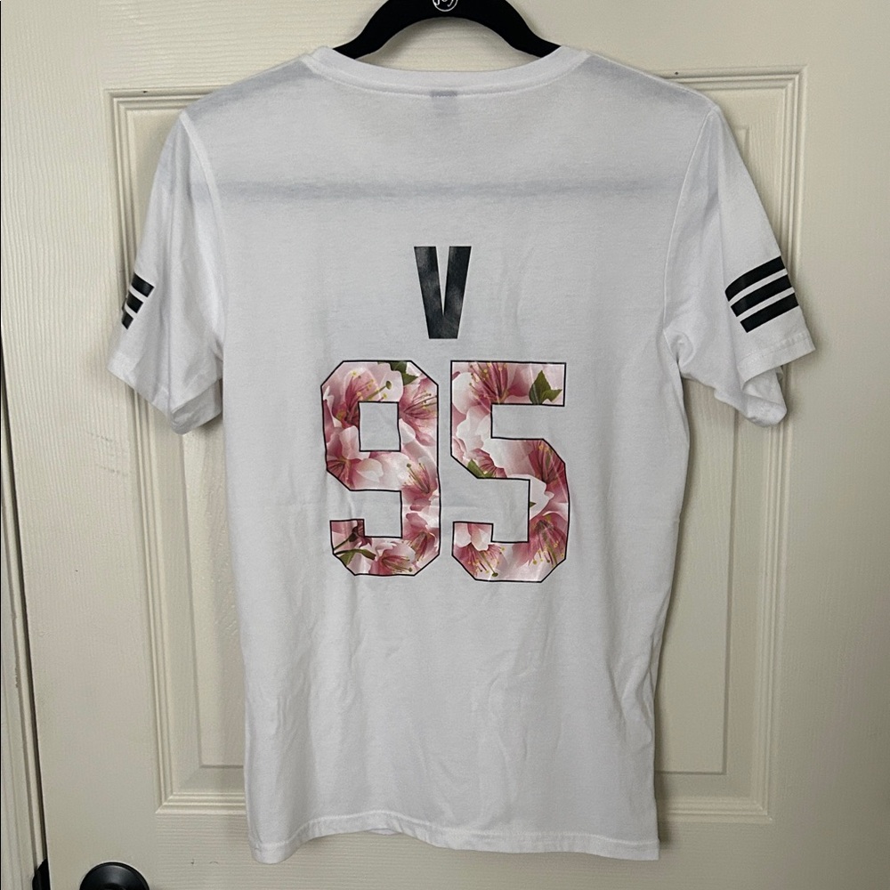 White Fan Made V BTS Graphic T-Shirt - Picture 2 of 6